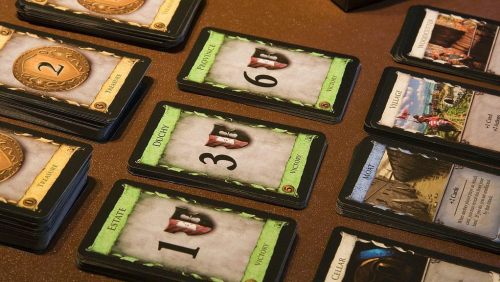 Dominion. Kuva: Gary James / BGG