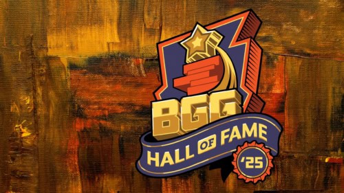 Juhlavan ja kulmikkaan näköinen BGG Hall of Fame -logo, jossa tekstin yllä laatikkokasa ja sen päälle singahtanut tähti. Logon taustalla on oranssinruskean sävyinen abstrakti öljymaalaus.